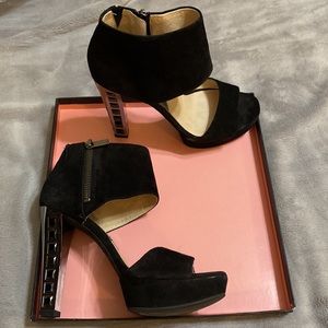 Michael Kors Black With silver heels